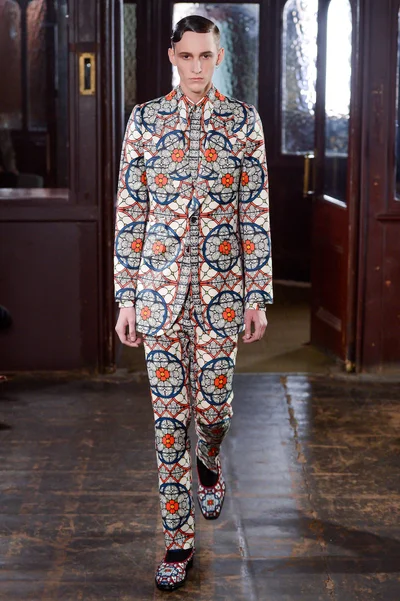 Look 19